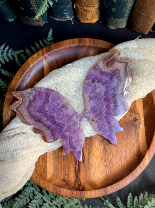 Amethyst Mexican Crazy Lace Butterfly Wings on Gold Stand