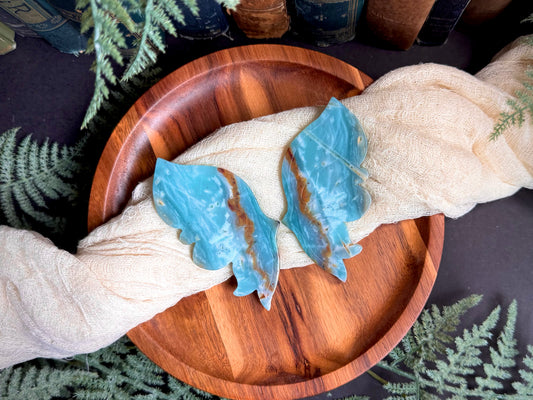 Caribbean Calcite Butterfly Wings on Gold Stand