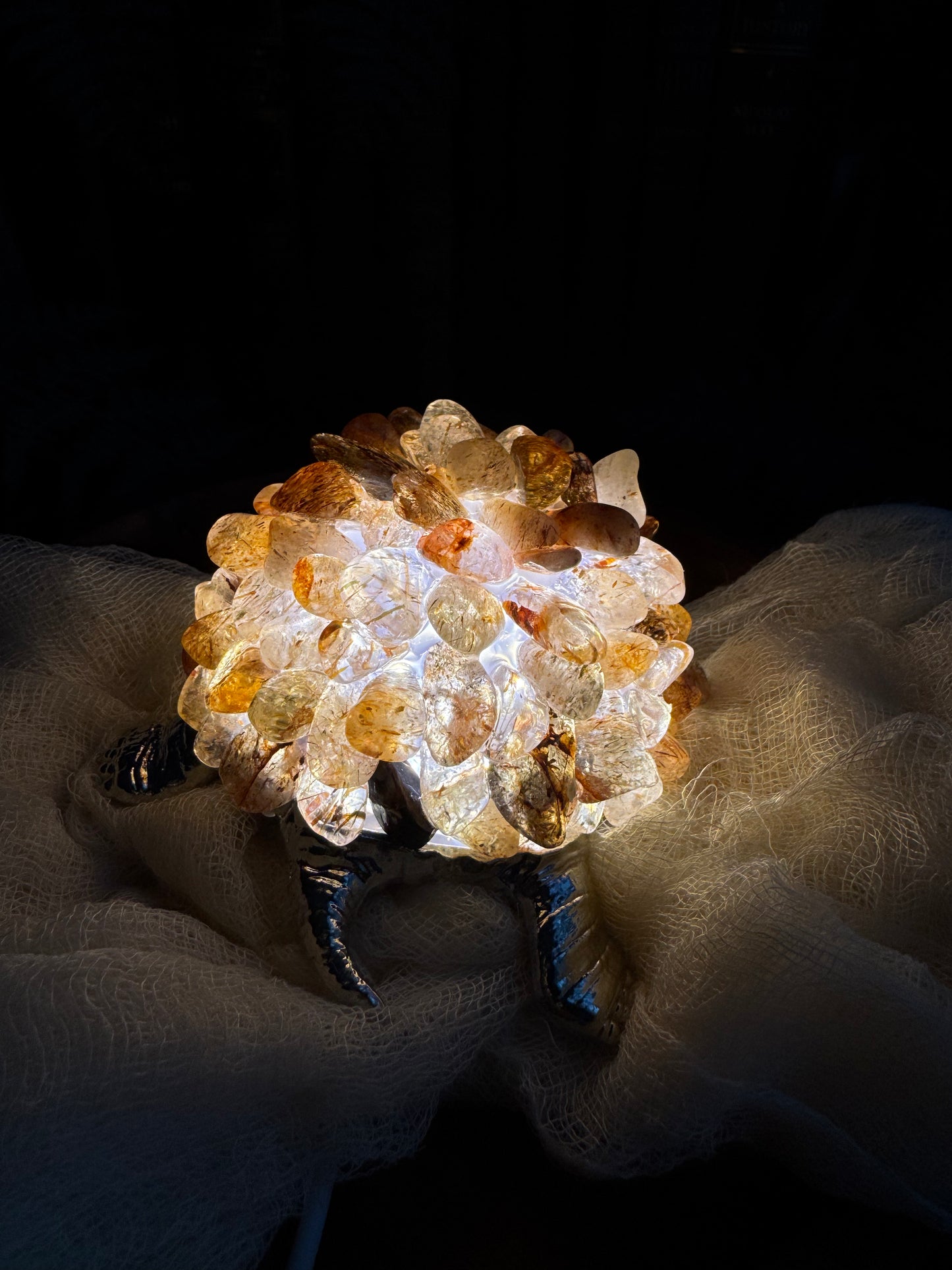 Red & Copper Rutile Chip Turtle Lamp