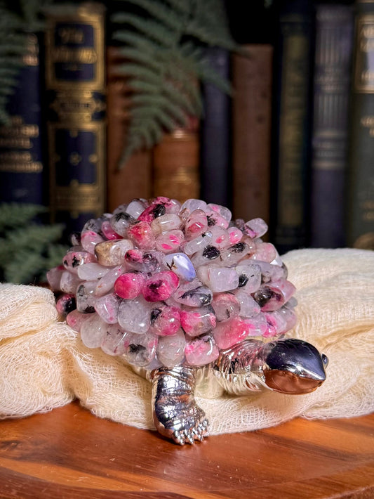 Icy Rhodonite Chip Turtle Lamp