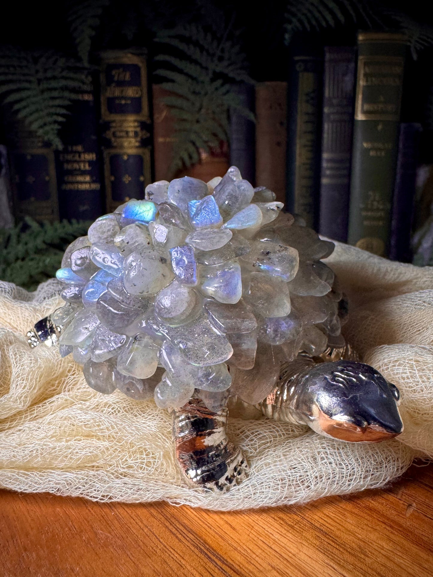 Labradorite Chip Turtle Lamp