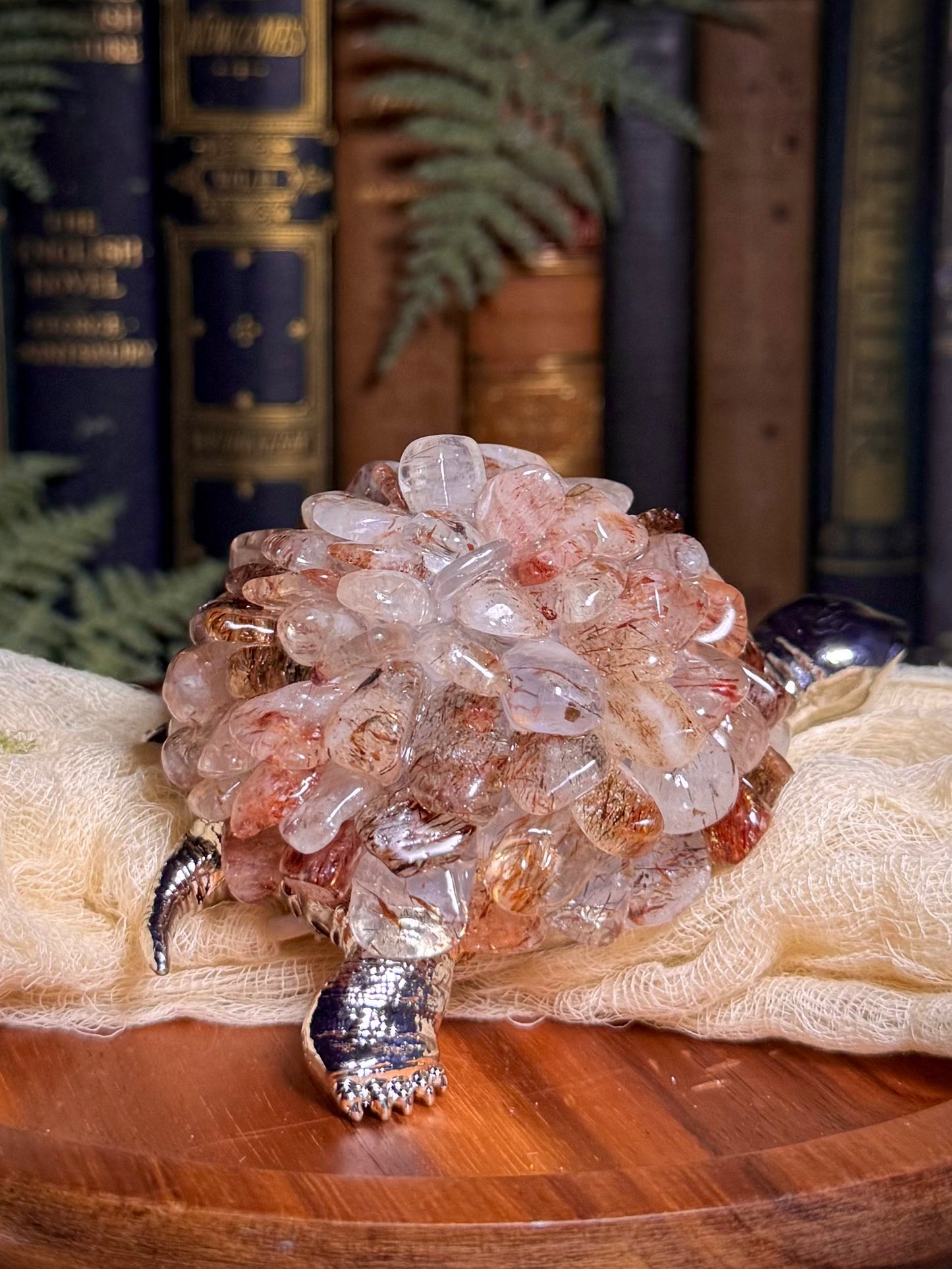 Copper & Golden Rutile Chip Turtle Lamp